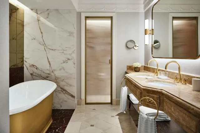 1 Bedroom, Neptuno, Suite, King Bed, Fountain View، The Palace, A Luxury Collection Hotel 6/10