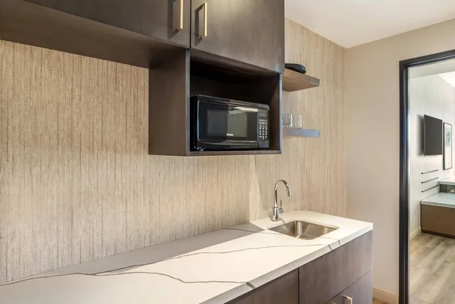جناح بسرير كينج، Cambria Hotel Templeton - Paso Robles 6/6