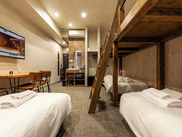 غرفة ديلوكس بأربعة أسرّة مع أريكة، Wellstay Namba 4/10