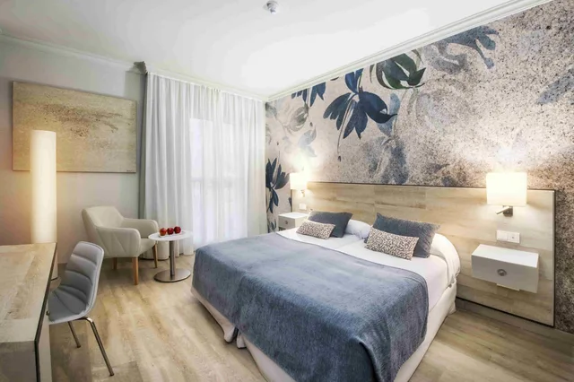 غرفة بسريرين منفصلين، Salles Hotel Malaga Centro 2/8