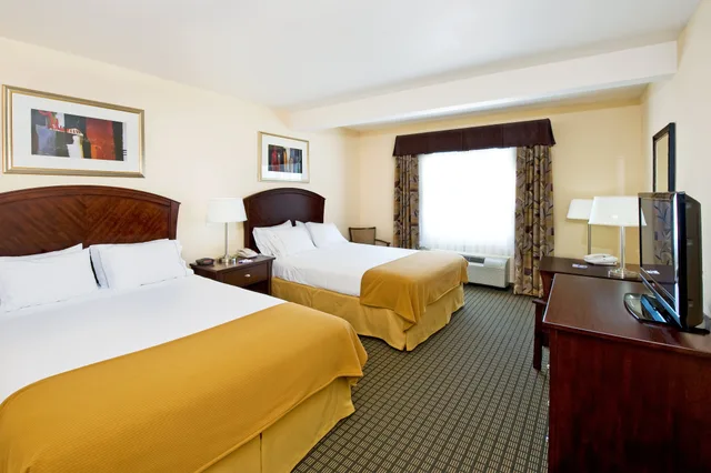 غرفة بسريرين كوين، Holiday Inn Express Hotel Suites Willcox 1/1