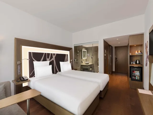 غرفة قياسية بسريرين منفصلين، Novotel New Delhi Aerocity 10/10