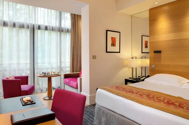 Deluxe, King Bed, South Facing View، Hotel Ermitage Evian Resort 2/5