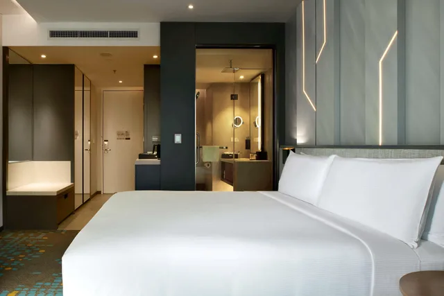 غرفة ديلوكس بسرير كينج، DoubleTree by Hilton Shah Alam i-City 3/8