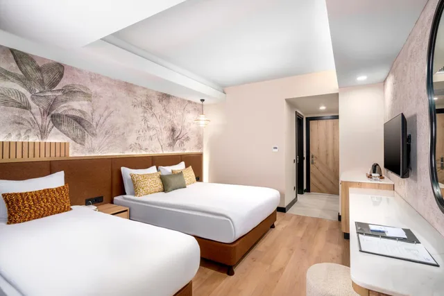 غرفة بسرير مزدوج بشرفة، Vox Maris Resort 2/6