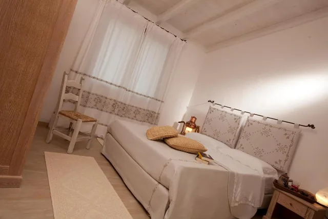 غرفة كلاسيكية، Residence Punta Falcone 3/6