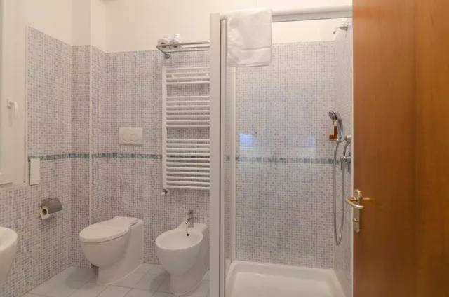غرفة قياسية بسرير مزدوج، Hotel Villa Argentina 3/3
