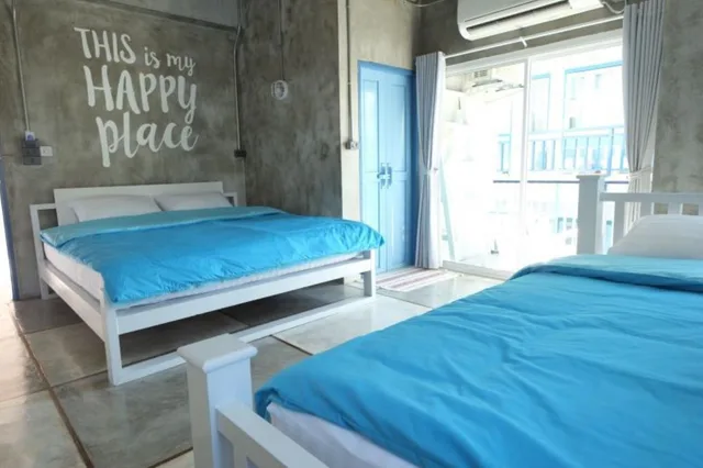 غرفة ثلاثية بسرير مزدوج وسرير فردي، Chanchalay Hip Hostel 2/3