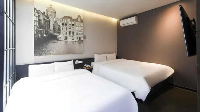 غرفة عائلية بسريرين منفصلين، 2 Heaven Hotel 1/10