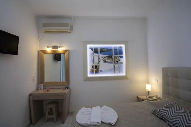 Apartment, 1 Queen and 1 Single Bed, Erato Apartments Santorini 10/10