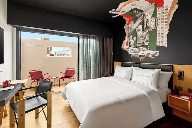 Medium, Queen Bed, Terrace، 25hours Hotel Sydney The Olympia 2/3