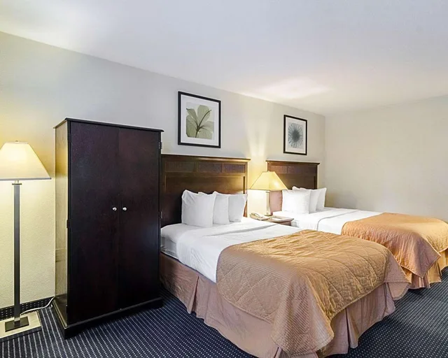 غرفة بسريرين مزدوجين لذوي الإعاقة، Rodeway Inn Suites Williamsburg Central 3/3