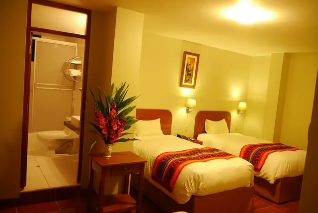 غرفة قياسية ثلاثية بثلاثة أسرّة، Hotel Wiracocha Inn 2/4