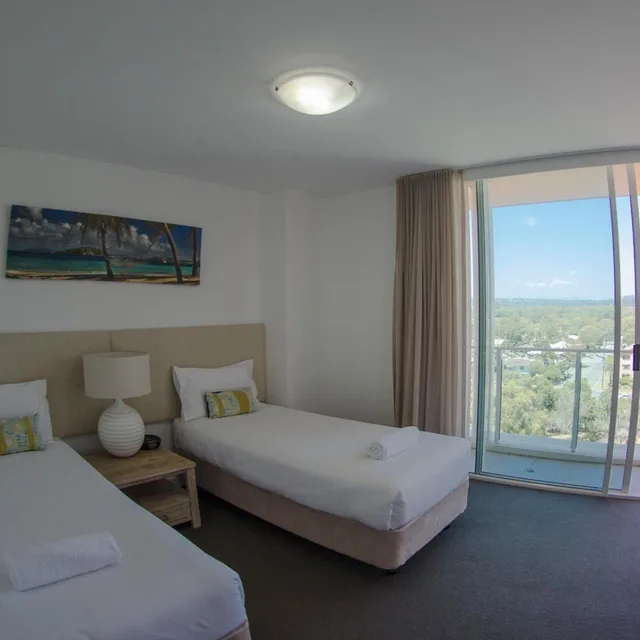 شقة بإطلالة على البحر بـ3 غرف نوم، Kirra Surf Apartments 2/10