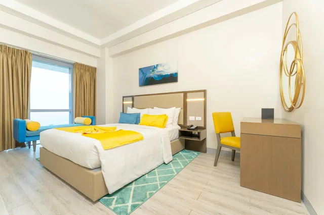 غرفة قياسية بسرير مزدوج أو سريرين منفصلين، Savoy Hotel Mactan 1/2