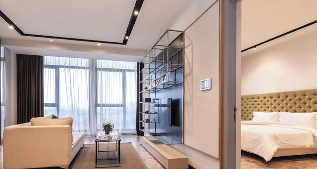 2 Bedrooms, Suite, 1 King and 1 Single Beds, Greenery View، Expressionz KLCC by Wodages 2/3