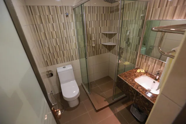 Standard, Twin Beds, No Window، Pantai Regal Hotel 5/5