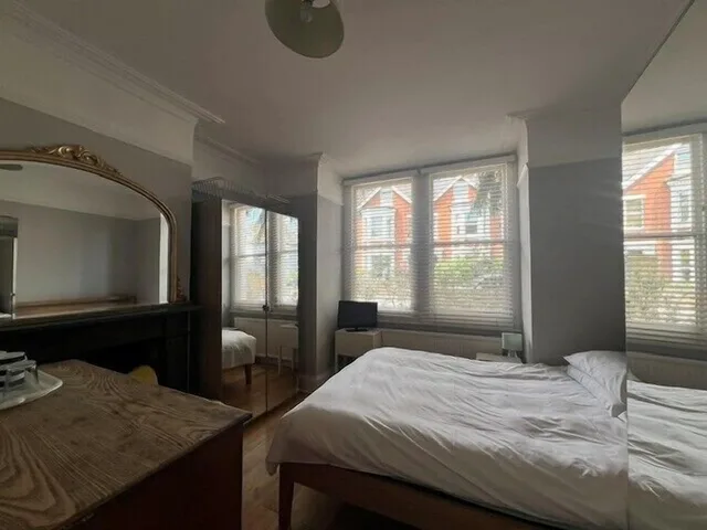 Standard, Double Bed, Kew Rooms 1/10