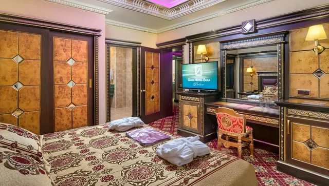 جناح سوبيريور، Club Hotel Sera 4/6