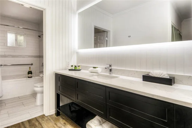 جناح بسرير كينج، Aggie Inn, an Ascend Collection Hotel 2/3