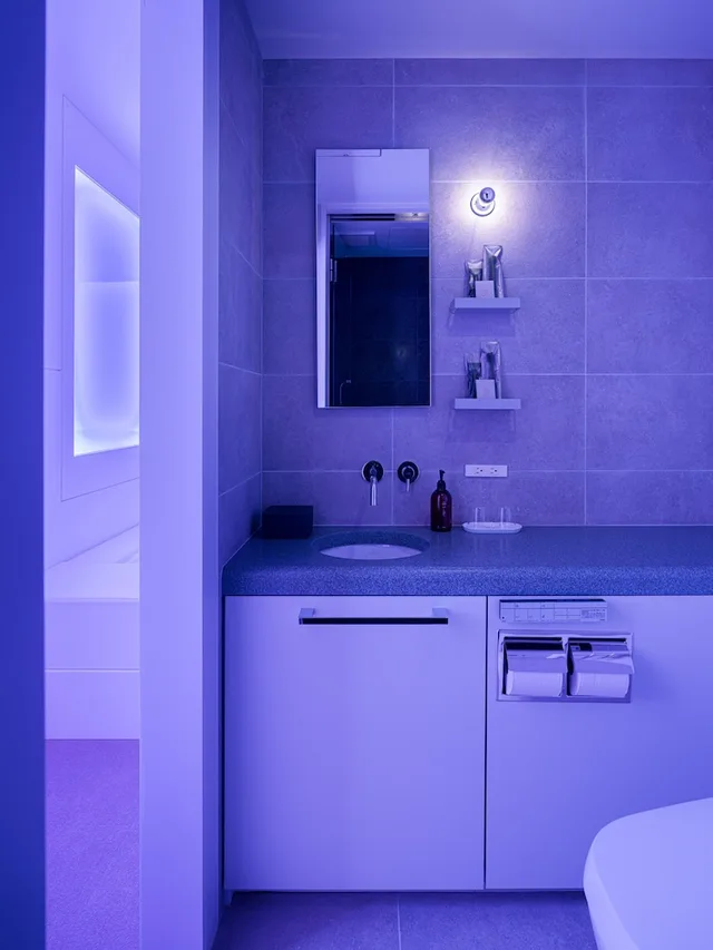 Float, Junior Suite, King Bed، BnA WALL 4/4