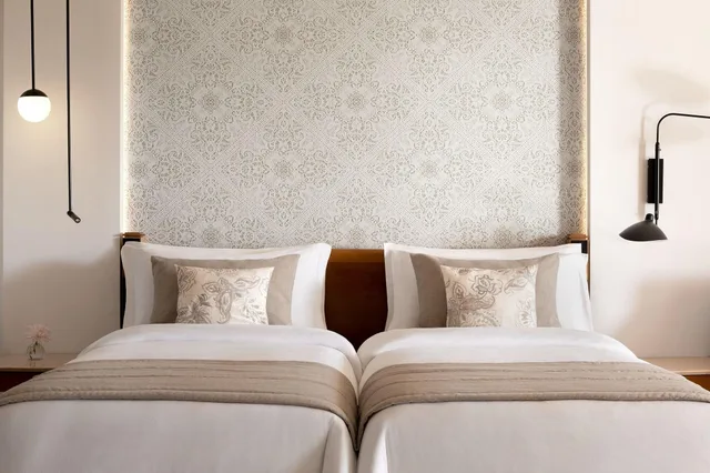 جناح جونيور بإطلالة على البحر، St Regis Mardavall Mallorca Resort 1/6
