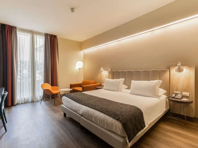 Superior, MERCURE FIRENZE CENTRO 3/10