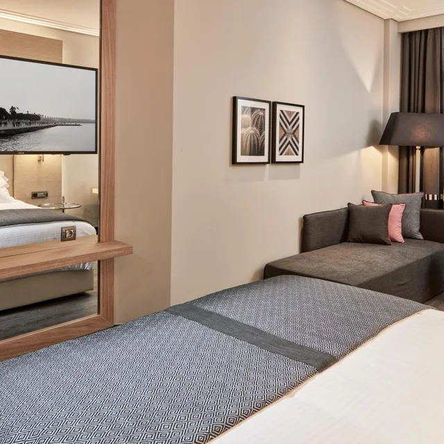 جناح سوبيريور، Antigon Urban Chic Hotel by GHH 2/3