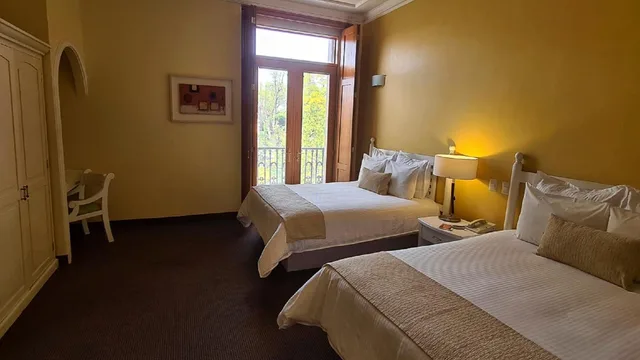 Room, Twin Beds, City View, Gran Hotel de Queretaro 3/5