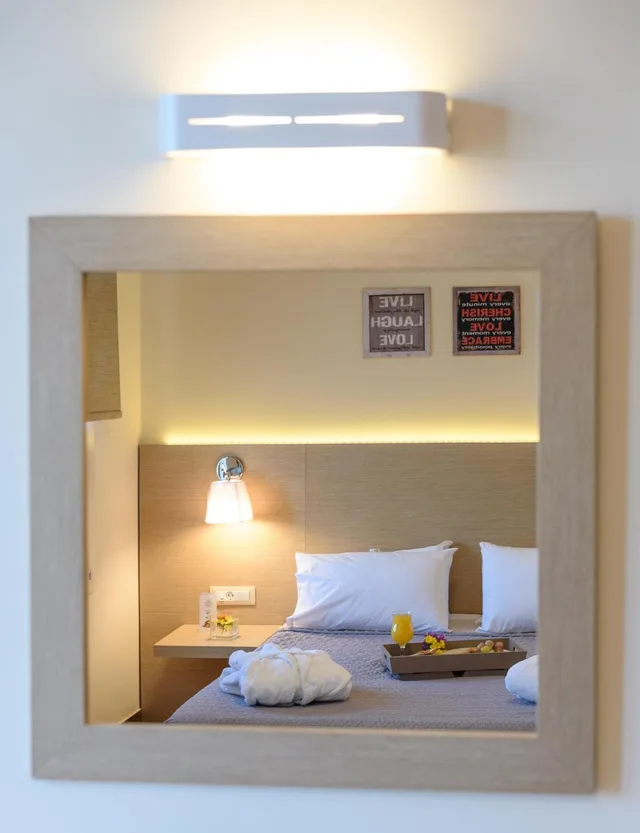 استوديو بريميوم، Grecian Castle Hotel 2/8