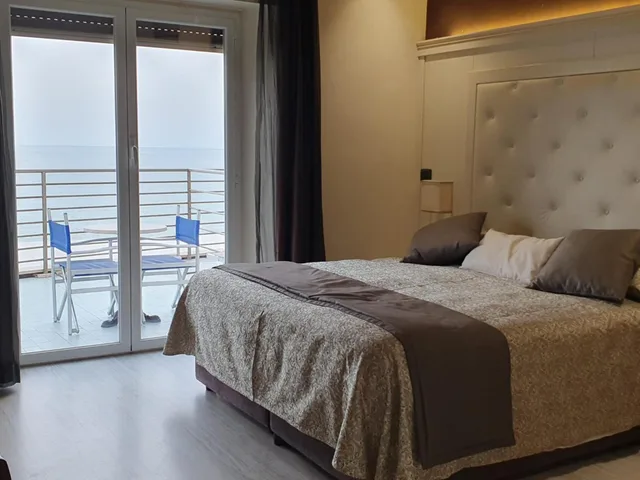 جناح جونيور بإطلالة على البحر، Hotel Regina Alassio 1/10
