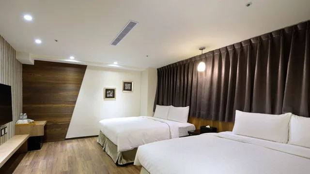 غرفة ديلوكس رباعية بسريرين مزدوجين، Le room Hotel Kaifeng Taipei 2/10