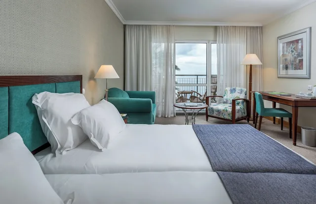 غرفة بسريرين منفصلين بإطلالة على البحر، Pestana Grand Premium Ocean Resort 5/10