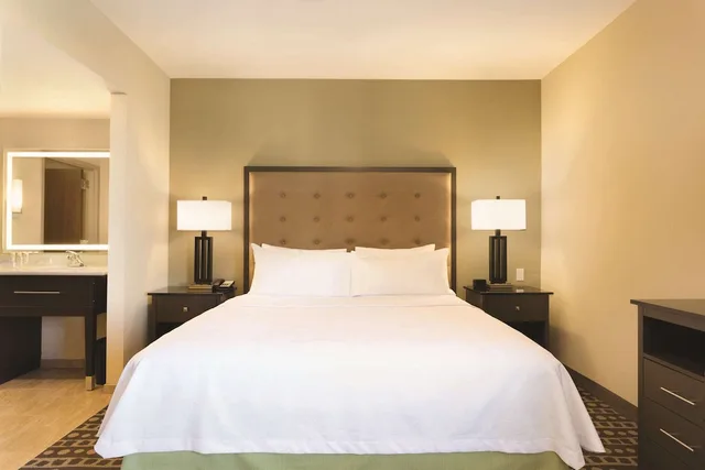 Studio, King Bed, HOMEWOOD SUITES BY HILTON WEST DES MOINES/SW MALL AREA 5/8