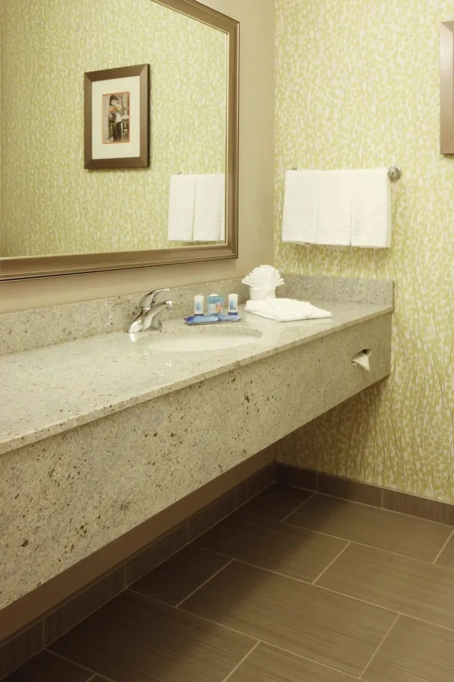 Room, King Bed, Fairfield Inn And Suites Amarillo Airport 8/8