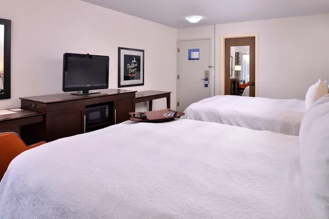 غرفة بسريرين كوين لذوي الإعاقة، Hampton Inn Portland East 4/5