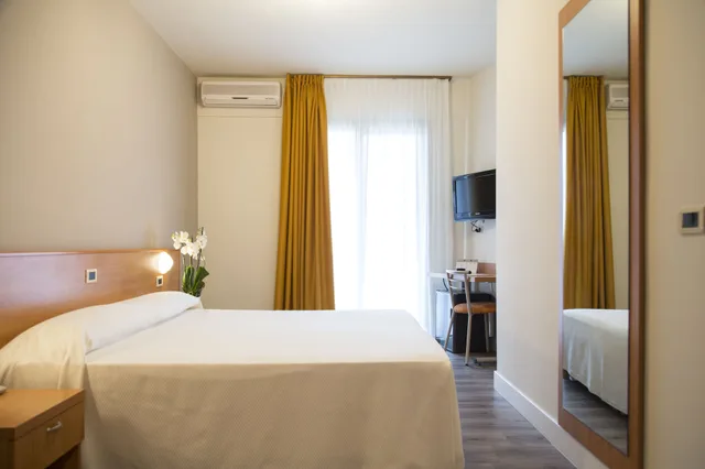 غرفة قياسية بسريرين منفصلين، Hotel Royal Village 3/10