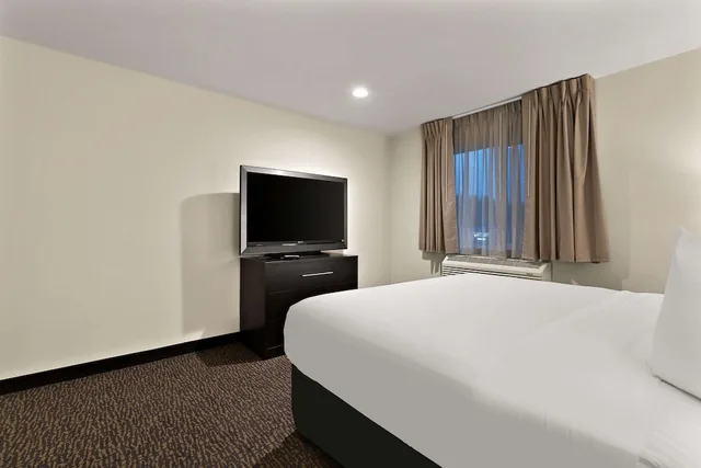 Upgrade, Suite, 2 Queen Beds, Sofa، Sleep Inn Kelso Longview 3/7