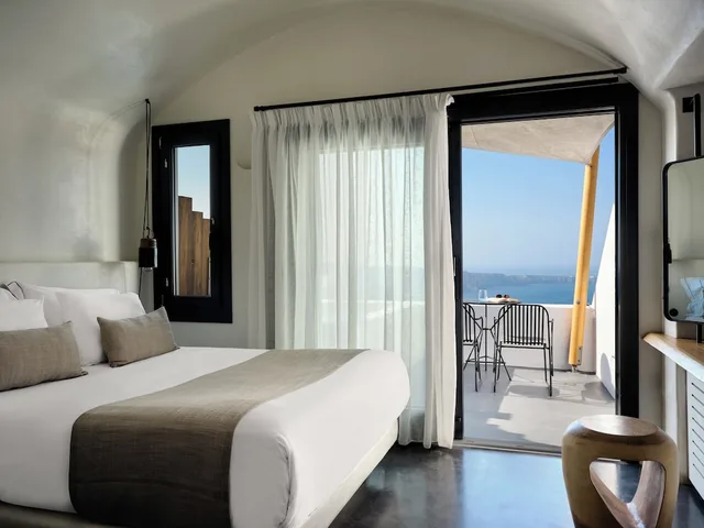 Dome, Double Bed, Caldera View, Outdoor Jetted Tub, Bathtub، Stella Rocca A Mare 3/4