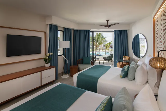 جناح جونيور مزدوج بإطلالة على المسبح، Dreams Macao Beach Punta Cana 1/3