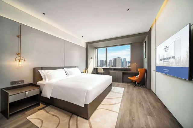 غرفة ديلوكس بسرير كينج، Howard Johnson Royal Hotel Shenzhen 1/2