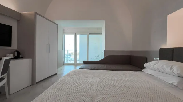 غرفة سوبيريور رباعية، Hotel Giosue A Mare 2/8