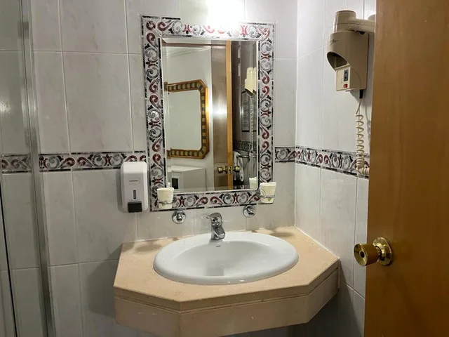 غرفة مفردة بحمام خاص، Real Caparica Hotel 3/4