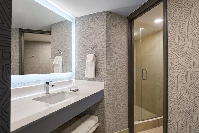 غرفة ديلوكس بسريرين كوين بشرفة، Phoenix Marriott Resort Tempe At the Buttes 8/10