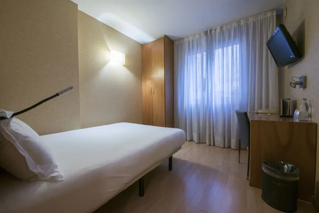 غرفة أساسية مفردة، Silken Sant Gervasi Hotel 8/9