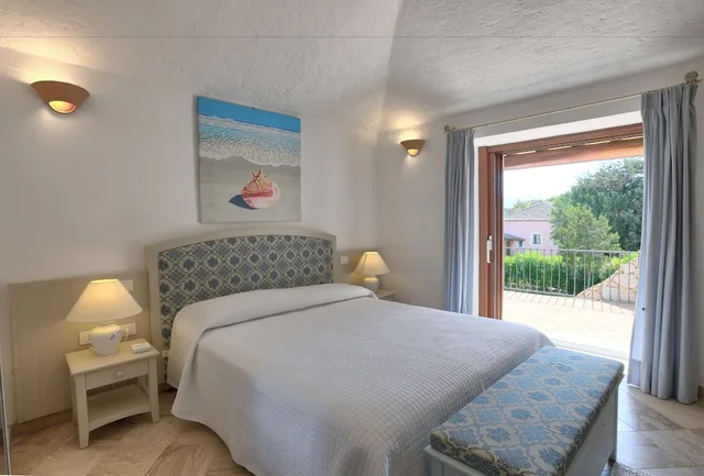 Villa, 2 Double and Twin Beds، Nibaru 2/2