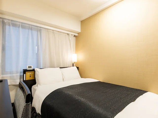 غرفة بسرير مزدوج للمدخنين، Apa Hotel Himeji Ekikita 1/4