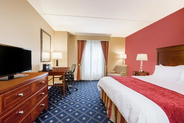 غرفة قياسية بسرير كينج، Wyndham Gettysburg 5/9
