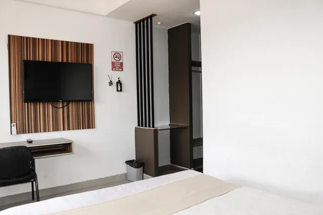 VIP، De La Charis Hotel 2/3