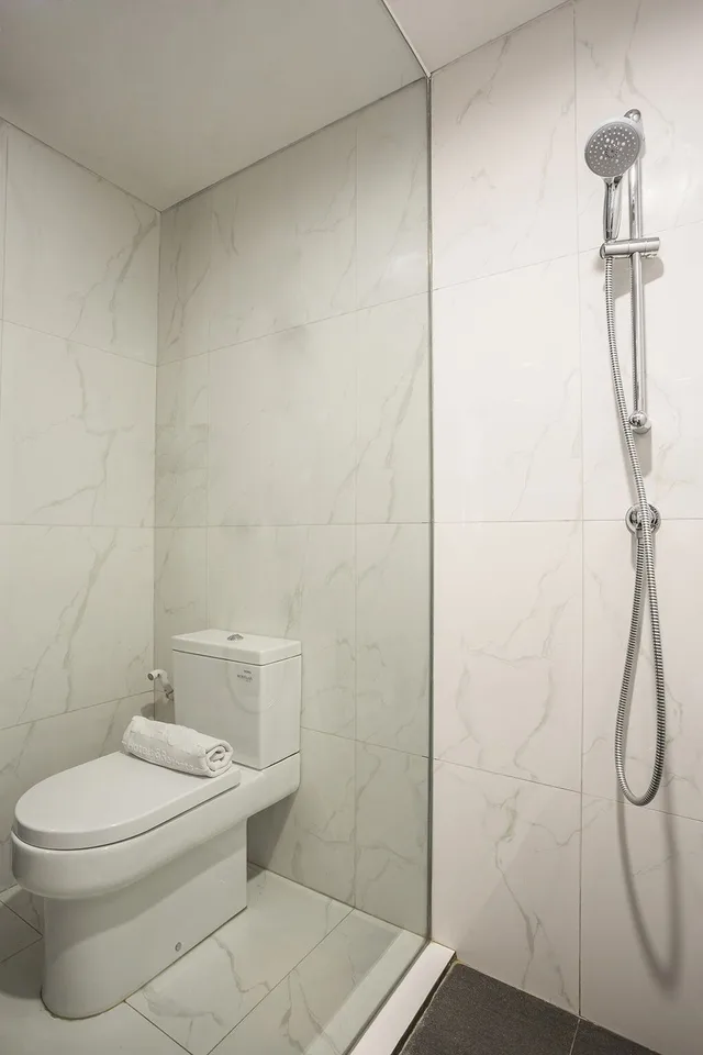 غرفة تنفيذية بسرير كينج، The Acacia Hotel 4/5